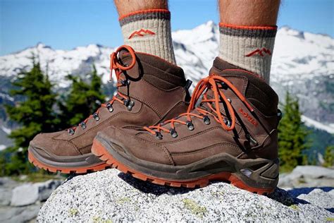 best waterproofing for hiking boots.